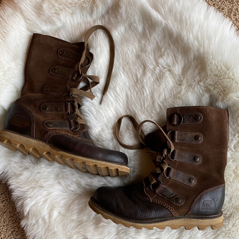 Sorel Two-Tone Brown Leather Boots